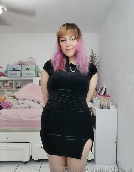 superdonutfree nudes star photos