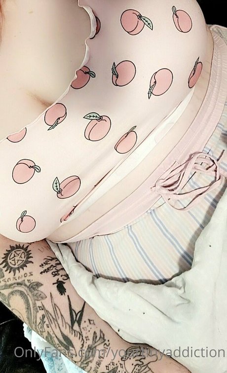 yourtinyaddiction nude actress gallery