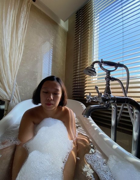 asianeva Profile Pic