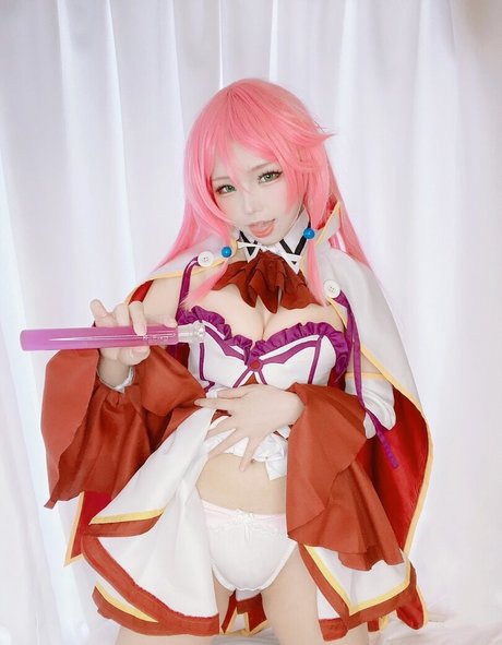 Takanashi Hanari free actress gallery