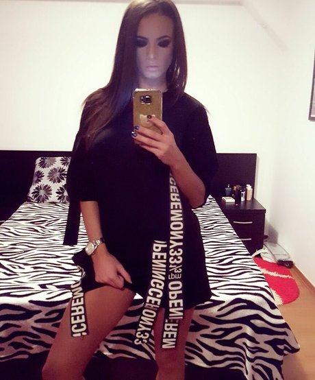 AndreeaNicoletaDinu model perfect photos