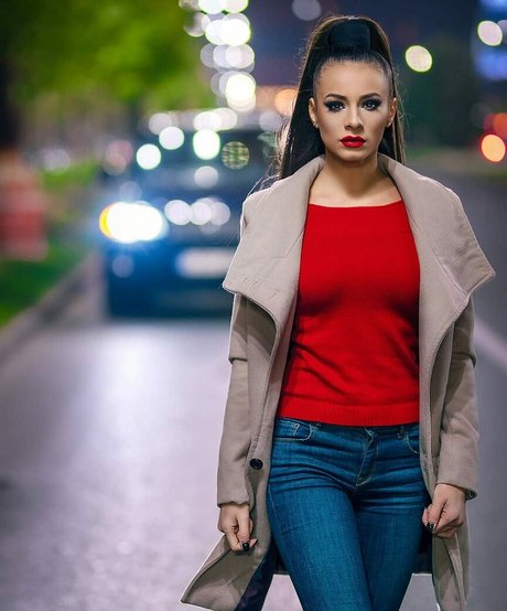 AndreeaNicoletaDinu porn model photo