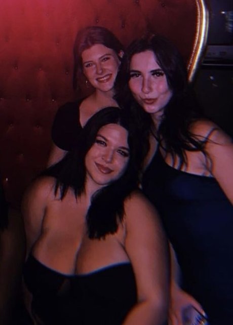 amateur couple onlyfans sexy naked images