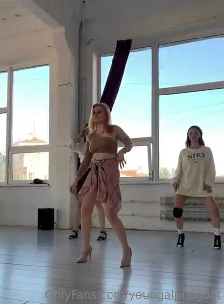 youngalphagoat pornstar nudes galleries