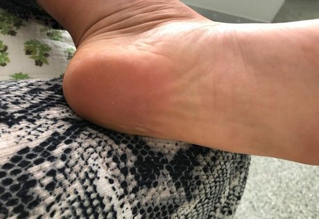 Yanusya adult star img