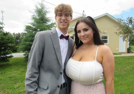 nerdy teen onlyfans porno picture