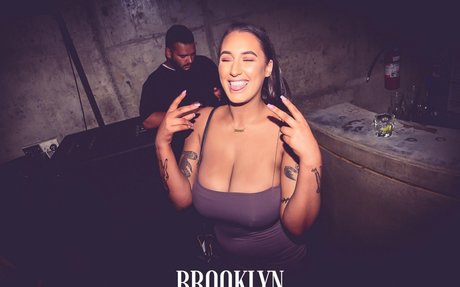 stripper onlyfans free porn pictures