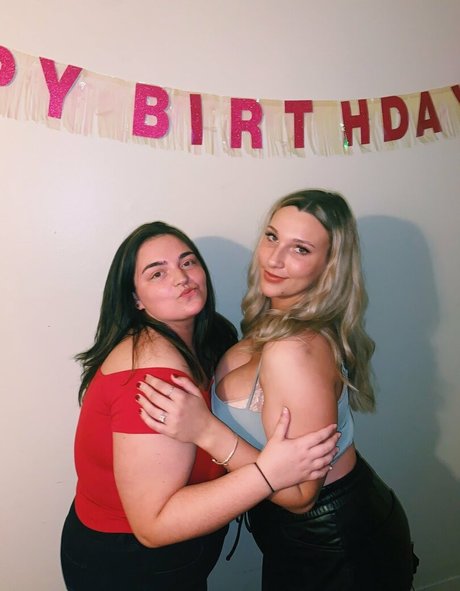 dripping wet pussy onlyfans art nude photo