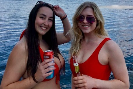 Lexi Thomas art star gallery