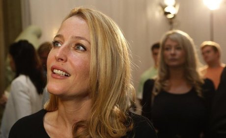 Gillian Anderson Best Profile Photo