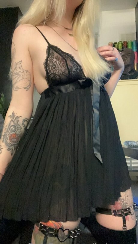 horrorcxnt nice model pictures