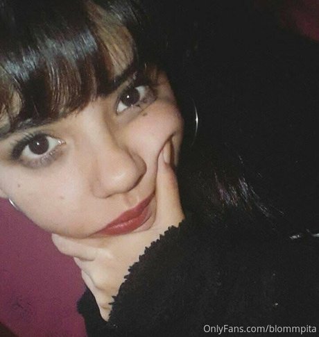 blommpita art model photos