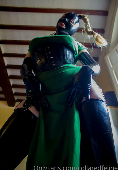 collaredfeline sexy actress gallery