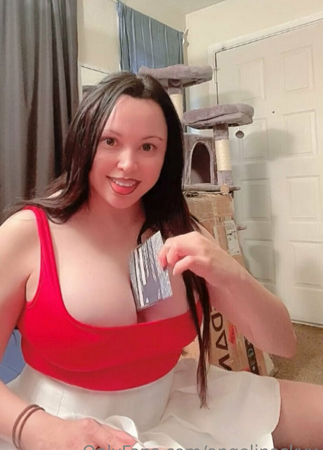 angelinaskyy naked model img