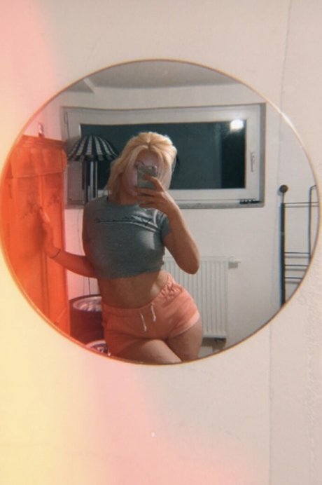 Shitboxmommy model hot pictures