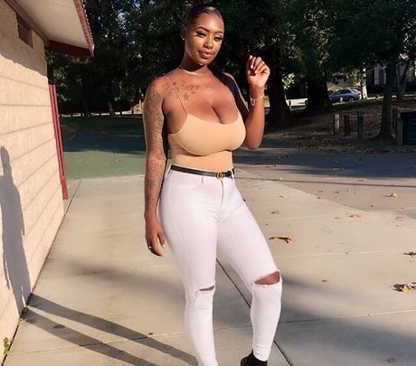 arab thick onlyfans sexy xxx images