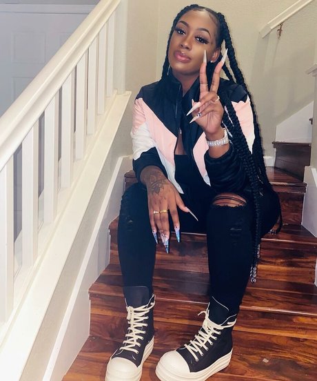 NonnieBaby model sex archive