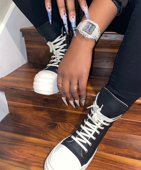 NonnieBaby hd actress photo