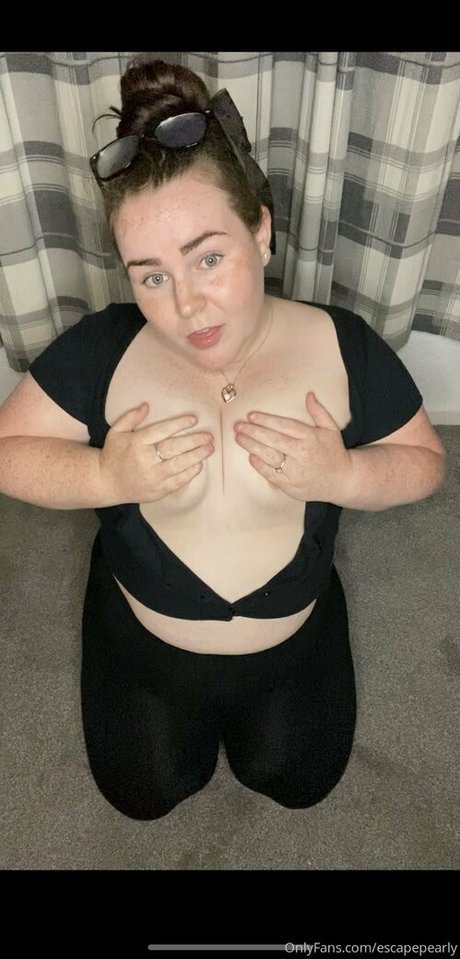 escapepearly star nudes galleries