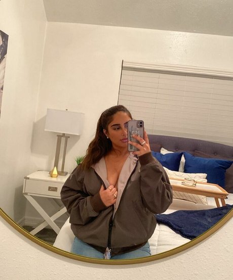 therealmeghnaa nudes star images