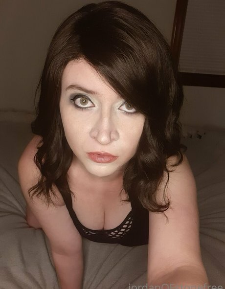 busty mom onlyfans free porn image