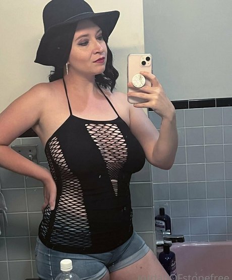 jordanofstonefree naked model pictures