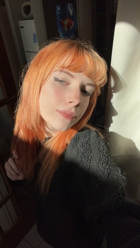 selflovemary art star photos