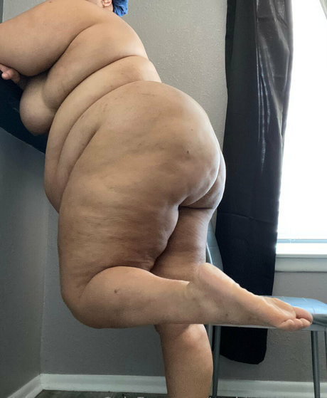 beautiful face onlyfans art nude galleries