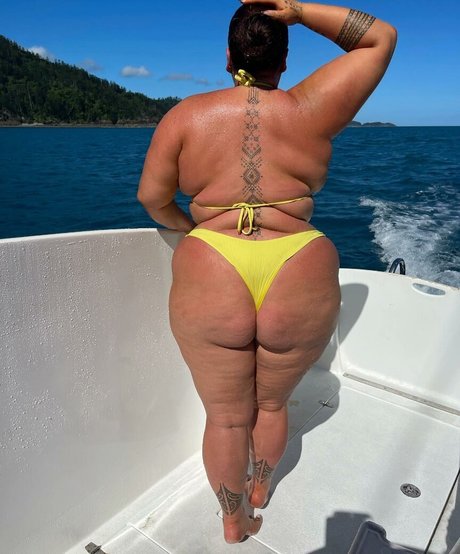 plus size onlyfans erotic galleries