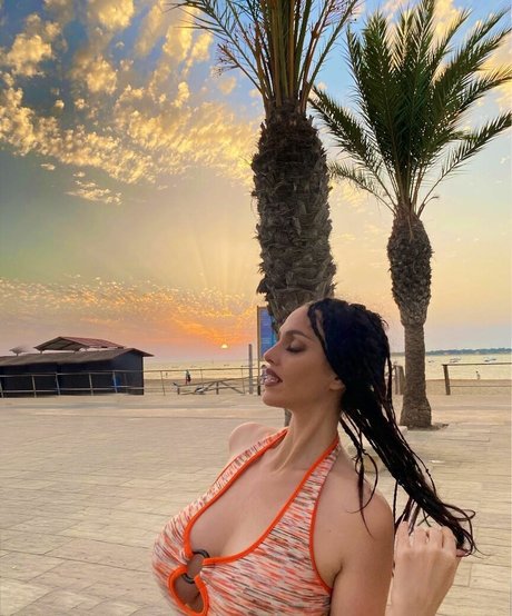 popular trans onlyfans adult photos