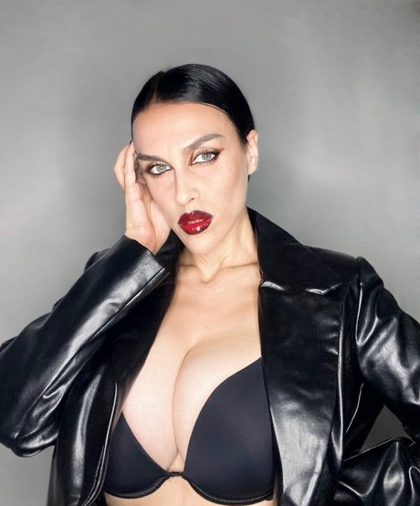 lips onlyfans sexy nude pictures