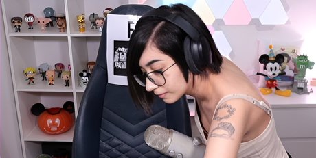 lesparks pornstar sexy photo