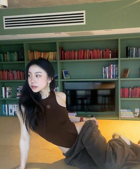 Shirliz Leee perfect star picture