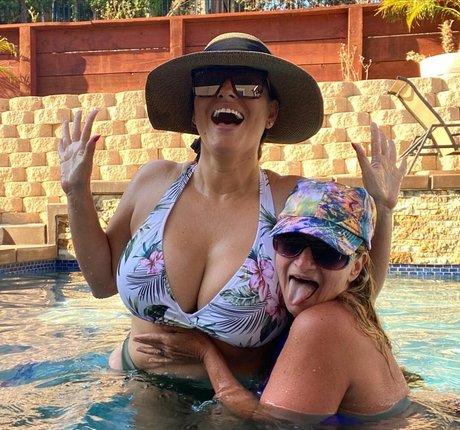 amateur blonde onlyfans pornographic picture