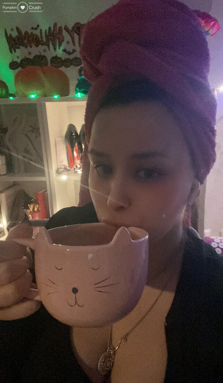 teen tits onlyfans hd picture