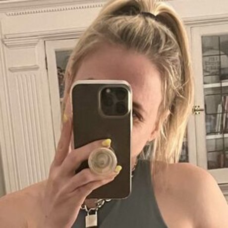 BunnyButtStuff best actress pic