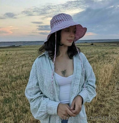 anabelpink sexy actress picture