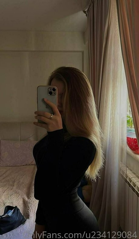 asian brunette onlyfans sexy nudes pictures