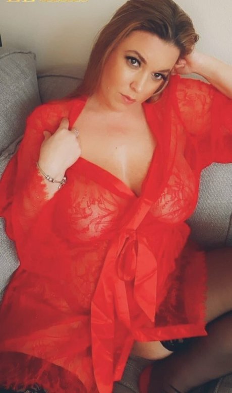 petite slut onlyfans hot nude gallery