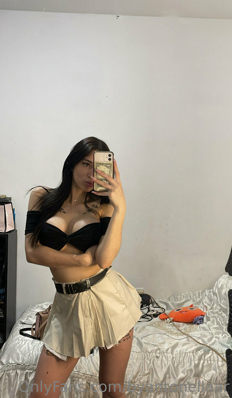 byantonellaar pretty actress archive