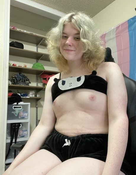 busty mom onlyfans beautiful nude images