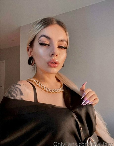 mal lory model perfect img