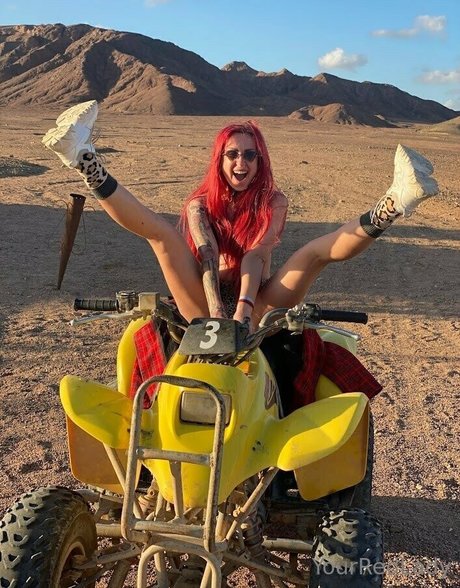 yourredlady high quality pornstar img