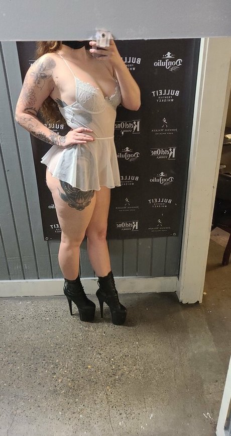 PiperMaePeach art pornstar img