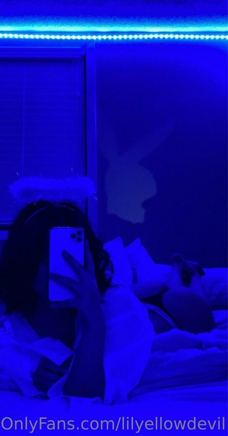 Lilyellowdevil model nudes picture