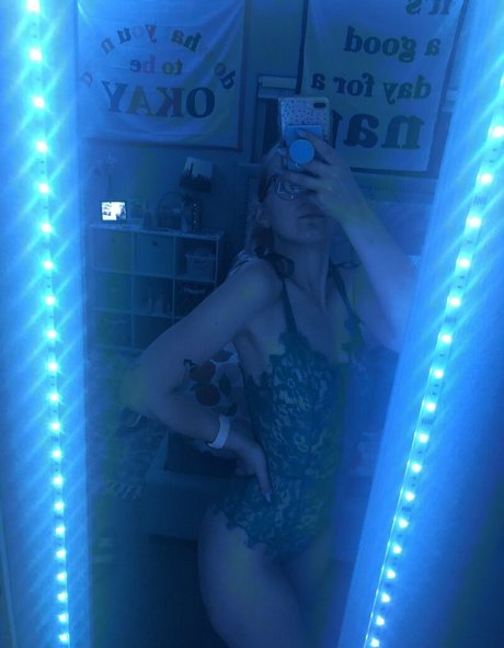 anna1001 model porn pics