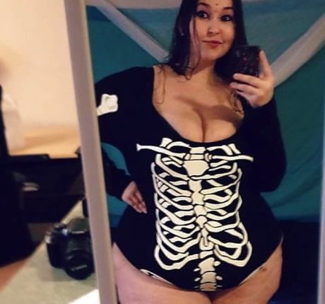 in onlyfans top photo