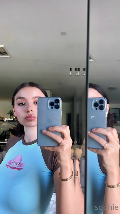 Sophie Mudd pornstar pretty picture