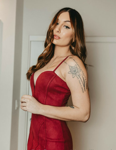 Natashaskye beautiful pornstar pic