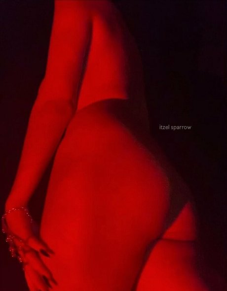 Itzel2002 star erotic archive